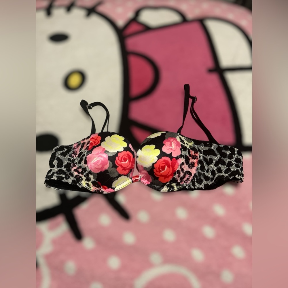 Bra from Pink Size 32A